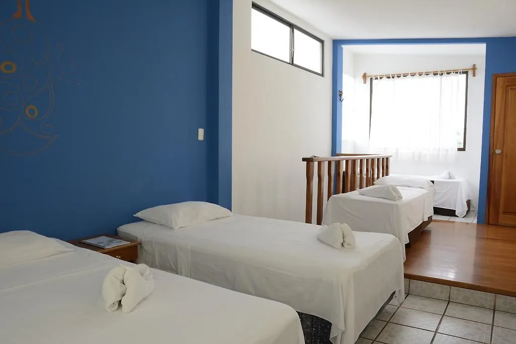 Hotel Hostal Aquamarine Puerto Ayora
