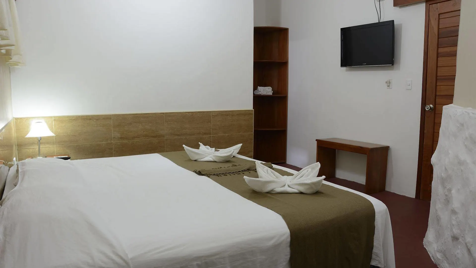 ** Hotel Hostal Aquamarine Puerto Ayora  Ecuador