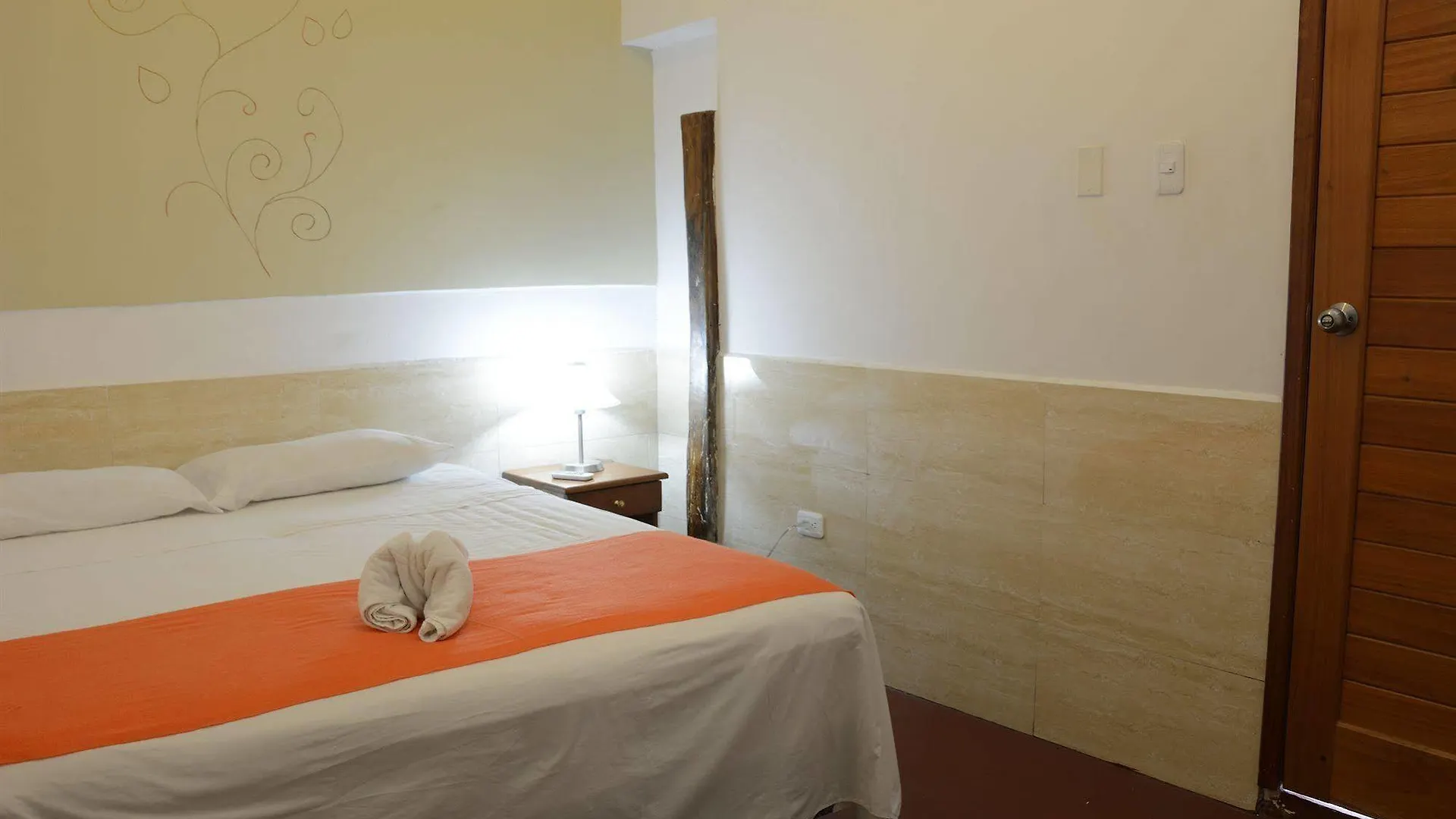 Hotel Hostal Aquamarine Puerto Ayora