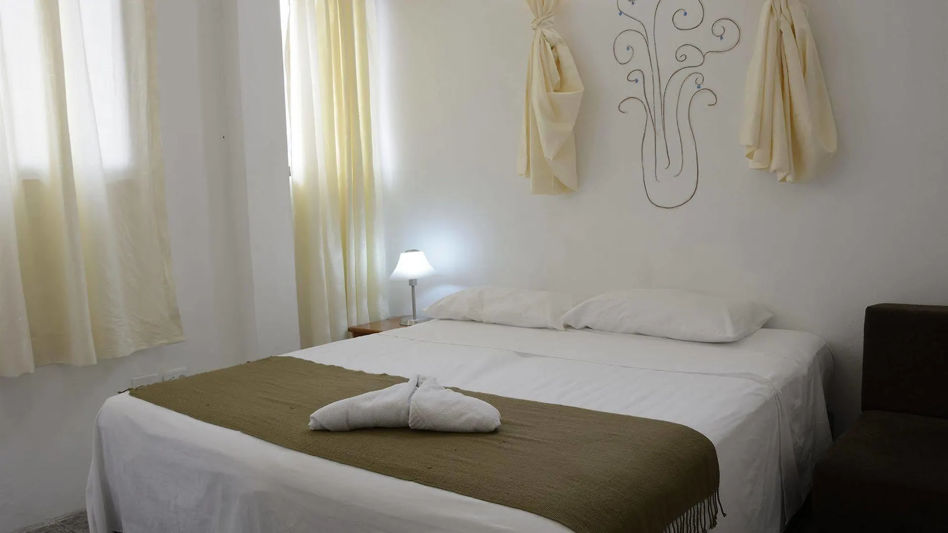 Hostal Aquamarine Puerto Ayora
